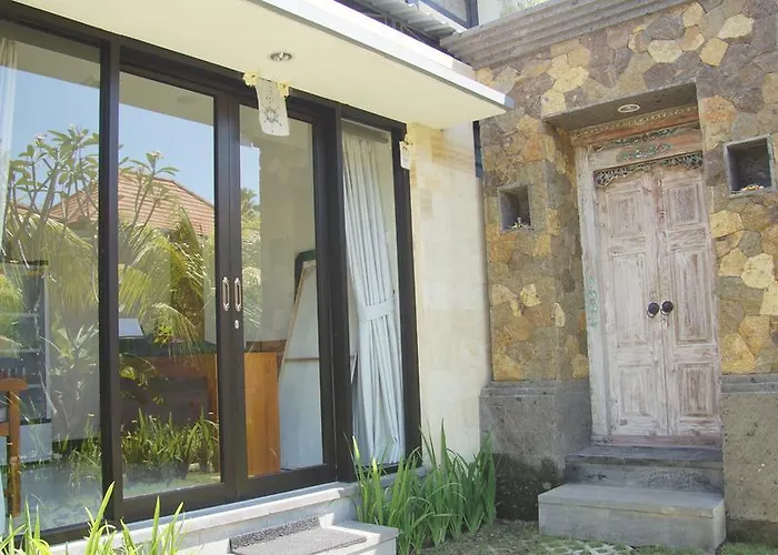 Surya 3* Sanur (Bali)