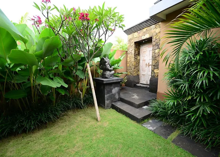 Surya Guest house 3*
